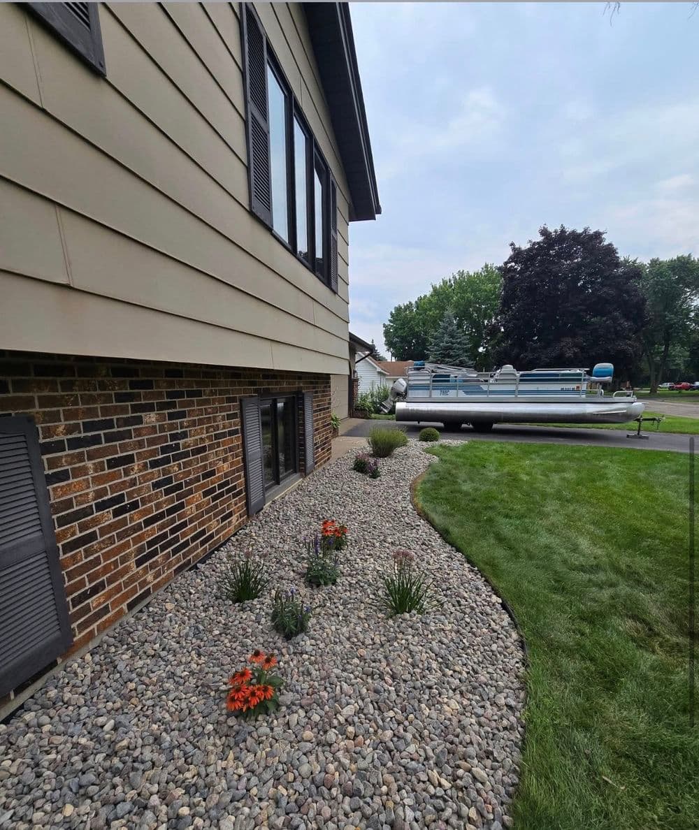 Gallery photos for Rock Landscaping and Pergola Build in Shakopee: Image #2