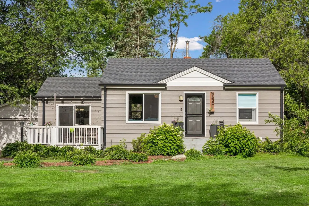 A tidy, freshly-cut lawn at a home in the southwest Twin Cities metro