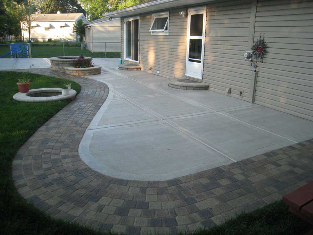 A paver patio built by Heads Up